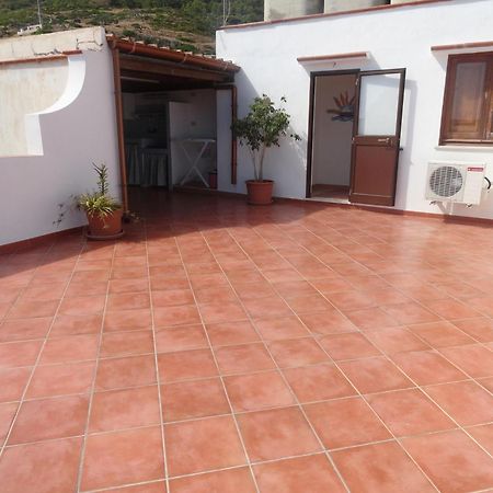 Il Cortile Di Eolo Apartment Маретимо Екстериор снимка